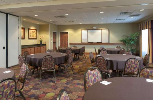 Hampton Inn & Suites Moline-Quad City Int'l Aprt