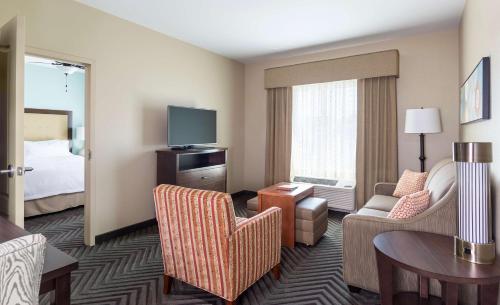 2 bedrooms, 3 beds