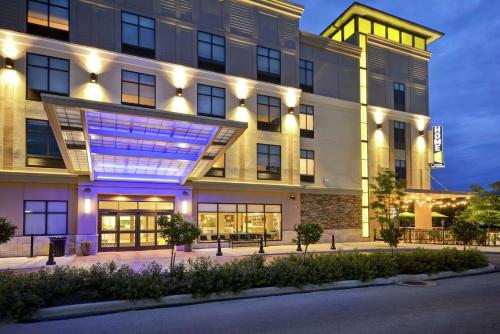 Home2 Suites by Hilton Perrysburg Levis Commons Toledo