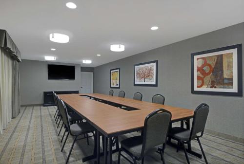 Homewood Suites By Hilton Vancouver-Portland