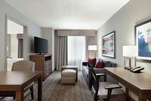 Homewood Suites by Hilton Portland Airport - image 5