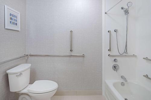 Hampton Inn Richmond/Midlothian Turnpike - image 12