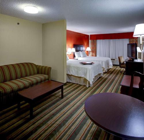 Hampton Inn Richmond-SW Hull Street