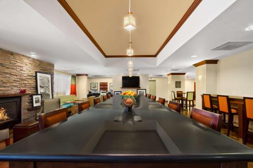 Hampton Inn Lexington Park - image 11
