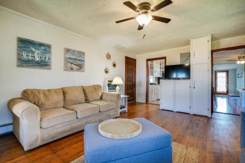 Downtown Russells Point Cottage Near Indian Lake! in Russells Point, USA