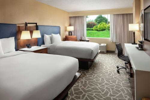 DoubleTree by Hilton Annapolis - image 12