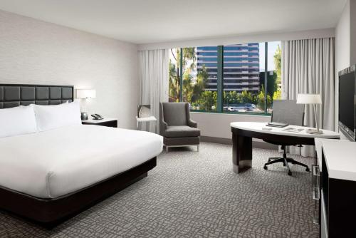 Hilton Woodland Hills