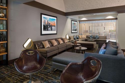 Embassy Suites Austin - Central - image 7