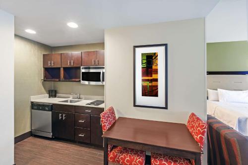 Homewood Suites Dallas Downtown