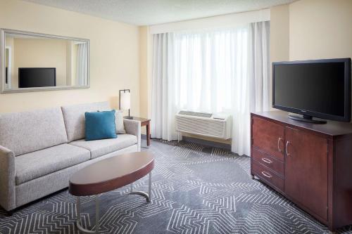 DoubleTree by Hilton Los Angeles/Commerce - image 12