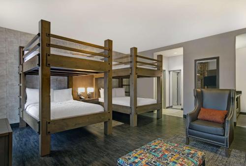 Hampton Inn By Hilton & Suites Austin @ The University/Capitol