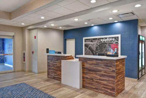Hampton Inn Moab - image 7