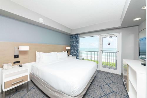 DoubleTree Suites by Hilton Melbourne Beach Oceanfront