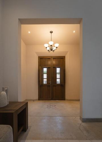 2 Bedrooms w/tv room and studio w/pool and garage in Mérida, Mexico