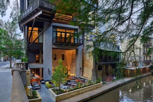 Canopy By Hilton San Antonio Riverwalk - image 3