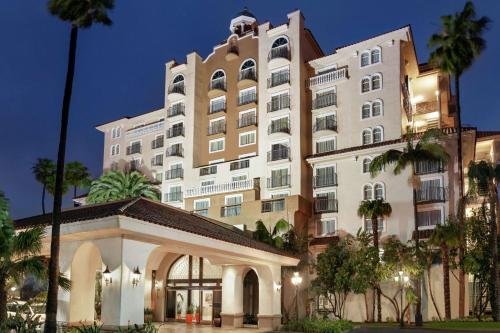 Embassy Suites by Hilton Santa Ana Orange County Airport - Hotel - Santa Ana
