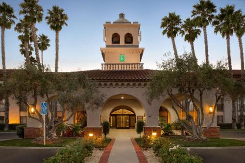 Embassy Suites by Hilton Lompoc Central Coast