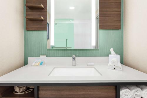 Hilton Garden Inn Allentown Bethlehem Airport - image 11