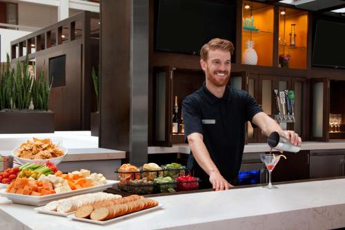 Photo - Embassy Suites San Luis Obispo