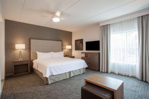 Homewood Suites By Hilton Saratoga Springs