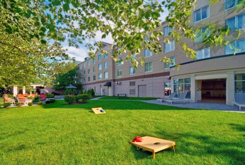 Hilton Garden Inn Saratoga Springs - image 6