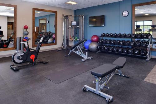 Hampton Inn Cedar Falls Downtown Ia - image 10