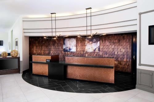 DoubleTree by Hilton Nashua - image 14