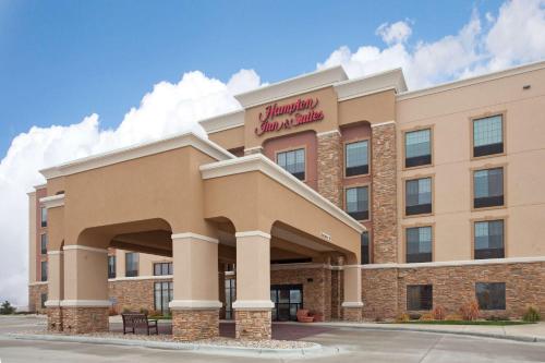 Hampton Inn & Suites Watertown