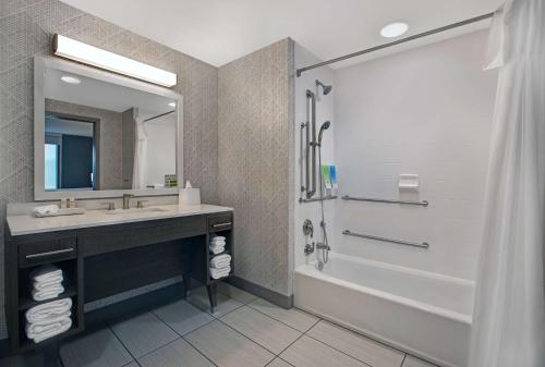 Home2 Suites By Hilton Asheville Airport