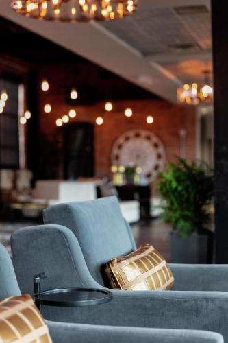 The Foundry Hotel Asheville, Curio Collection by Hilton