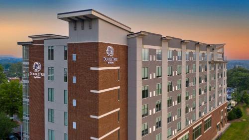 DoubleTree by Hilton Asheville Downtown, Asheville