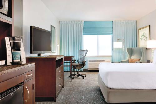 Hilton Garden Inn Worcester - image 2