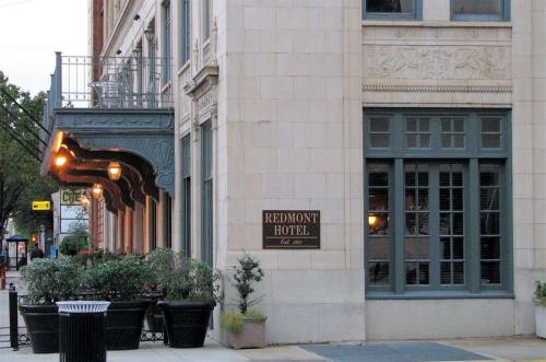 . Redmont Hotel Birmingham - Curio Collection by Hilton