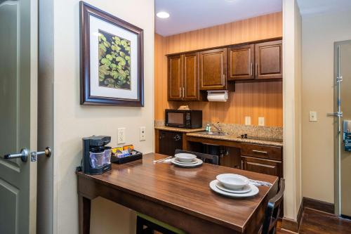 Homewood Suites By Hilton Birmingham Sw/Riverchase Galleria