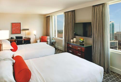 Executive Double Room with City View