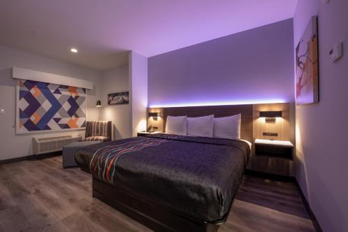 Express Inn & Suites - image 2