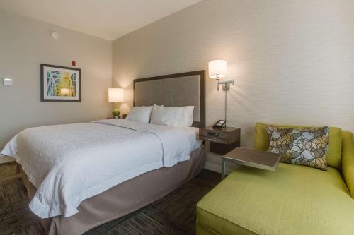 Hampton Inn White House - image 2