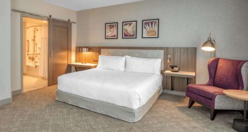 Hilton Garden Inn Boston Logan Airport - image 11