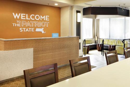 Hampton Inn By Hilton Boston/Natick