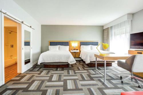 Hampton Inn By Hilton & Suites Boston-Waltham