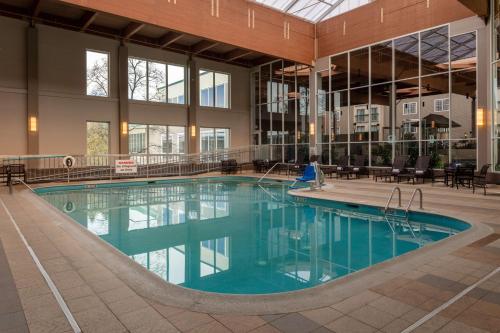 DoubleTree by Hilton Hotel Burlington Vermont - Burlington