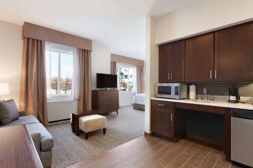 Homewood Suites by Hilton Burlington