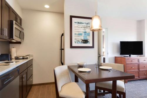 Homewood Suites by Hilton Burlington