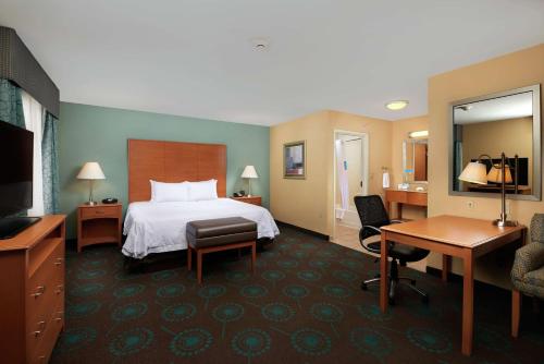 Hampton Inn By Hilton & Suites Canton