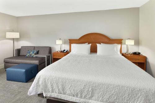 Hampton Inn Atlanta-Newnan - image 3
