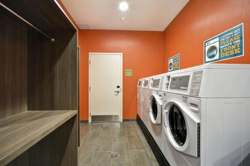 Home2 Suites by Hilton Stow Akron - image 10