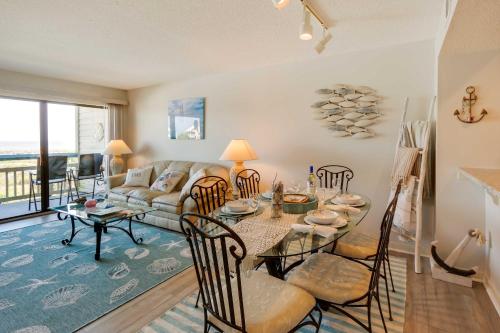 St Helena Island Condo - half Mi to Beach