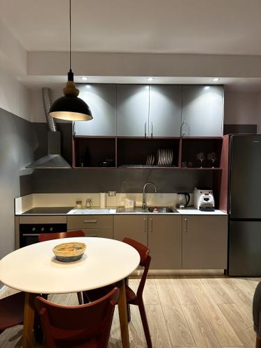 Tirana Getaway Apartments - Central, Tirana (photo 7)