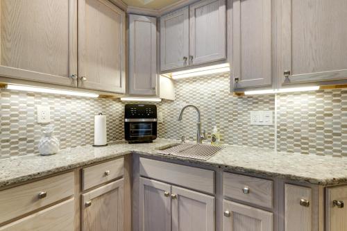 Cozy Springfield Vacation Rental Near Downtown in Springfield, USA