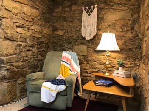 The Nauvoo Grand Bed & Breakfast - image 2